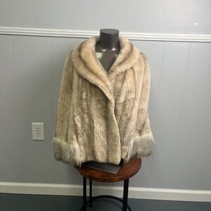 Vintage 1960's Regina Fabric By Glenoit Faux Fur Cape Caplet Stole Light Brown